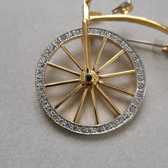 Women's Bicycle Fashion Pin/Brooch - Picture 3 of 6
